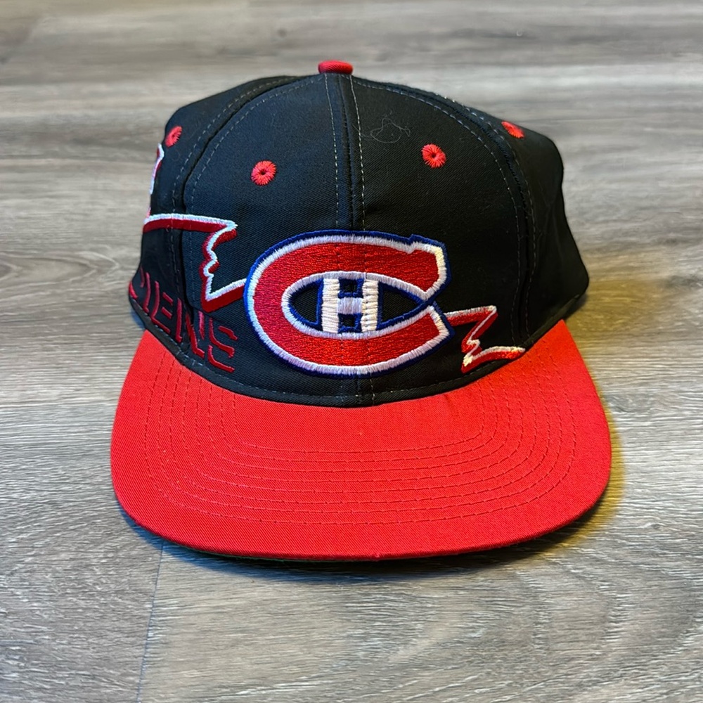 Vintage Montreal Canadiens Script Snapback / Logo 7 / NHL / Competitor